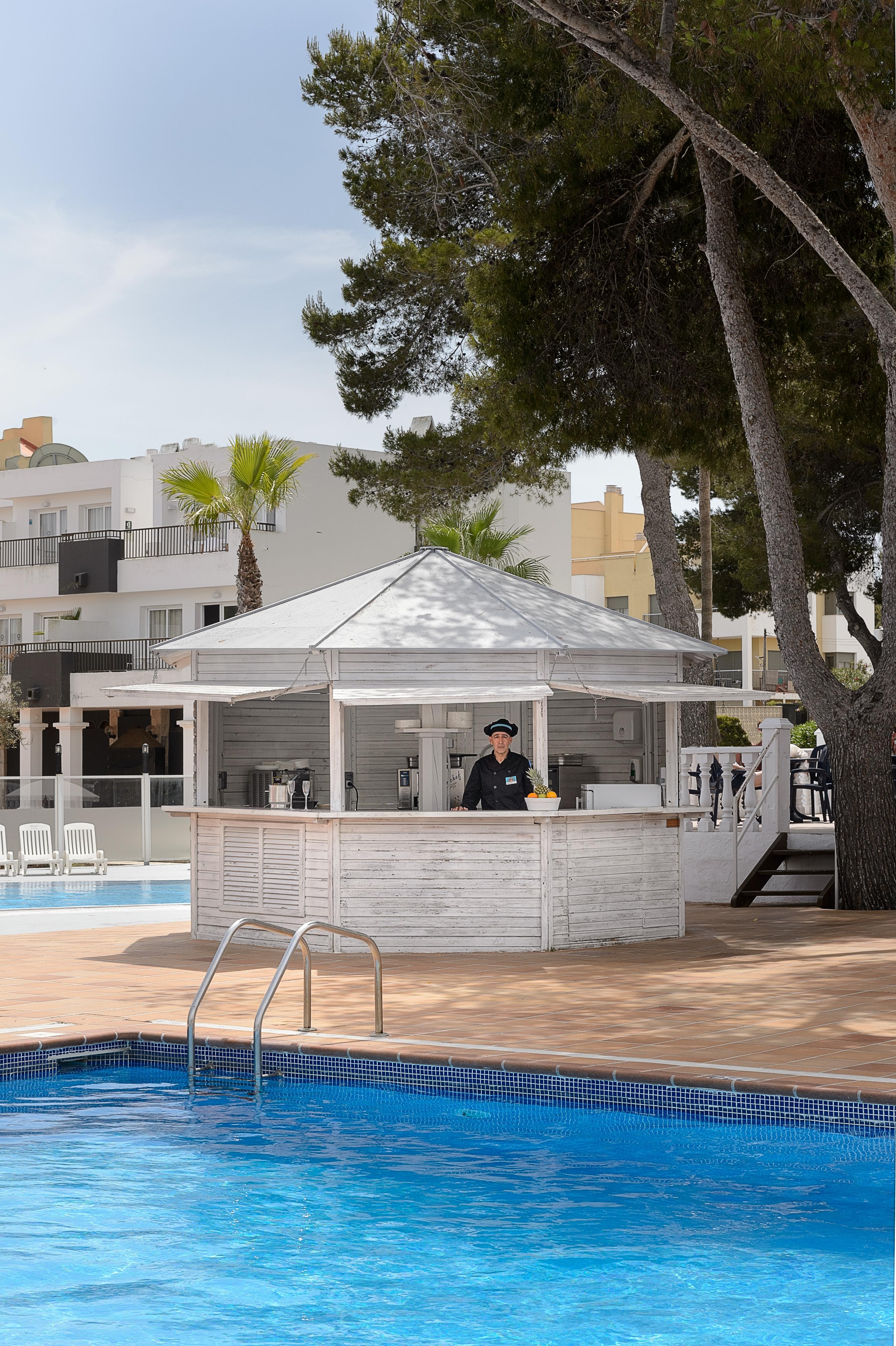 Apartamentos Vibra Riviera San Antonio  Eksteriør bilde
